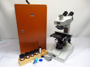 ウチダ 学校教材用 生物顕微鏡 CMA-31 理化学機器 レンズ付