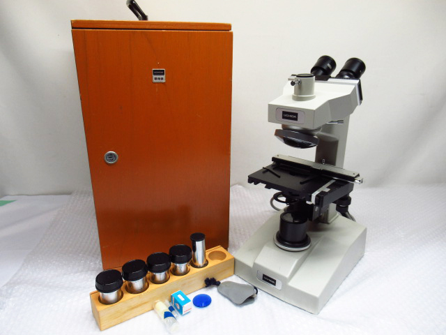 学校教材用 生物顕微鏡1