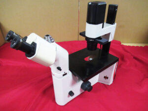 Leica ライカ 研究用倒立顕微鏡 DMIL IL LED TYPE 090-135.001 レンズ付き