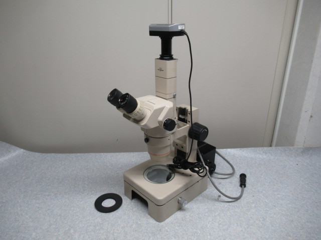 三眼ズーム式実体顕微鏡1