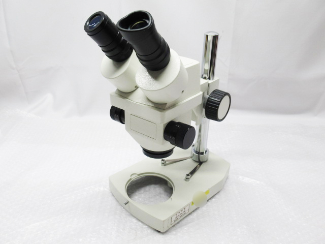 ズーム式顕微鏡1
